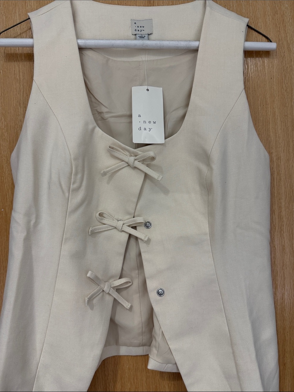 a new day Cream Bow-Tie Front Sleeveless Vest